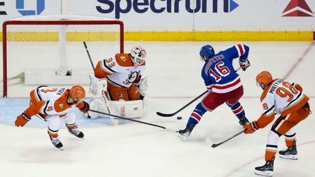 rangers-ducks-pavel-dorofeyev.jpg 