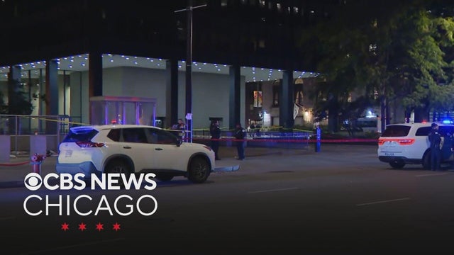 Report of shots fired near Kluczynski Federal Building in downtown Chicago