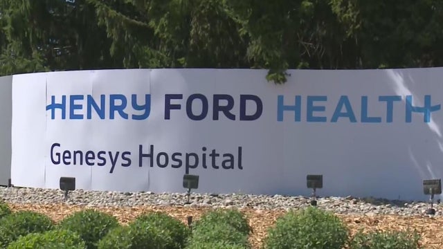 Henry Ford Genesys nurses approve contract