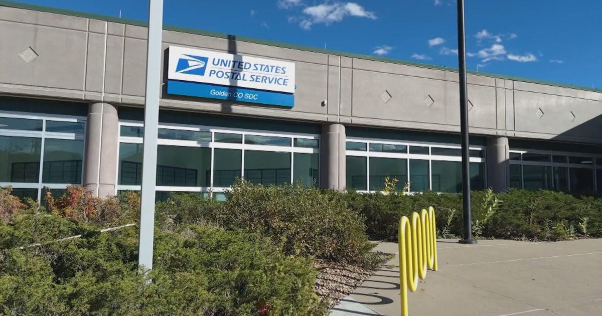 USPS reviews security clearance concerns at Golden Post Office as ...