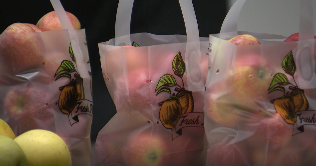 cbsnews.com - Tara  Lynch - Late April frost costs Maryland farm $1 million in lost apple, peach crops