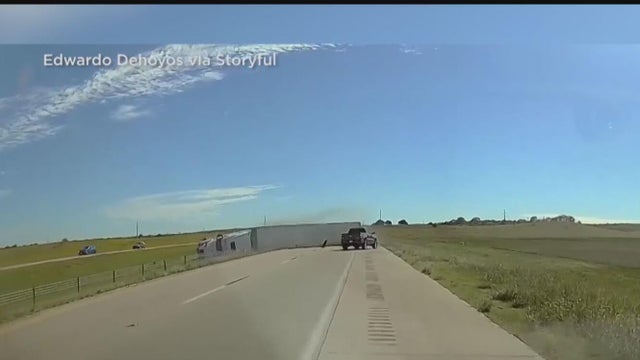 Dashcam captures terrifying 18-wheeler crash on I-35 in Oklahoma