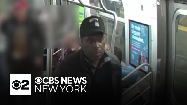 Police looking for suspet who attacked elderly man on Manhattan subway