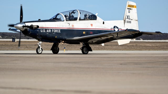 Pilot Killed 