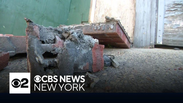 6-year-old girly hurt by falling bricks in Queens