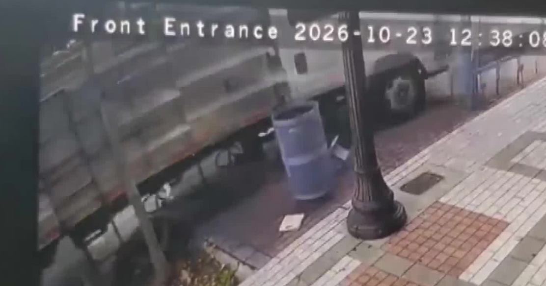 Landscaping truck crashes into bus bench, 3 North Miami businesses ...