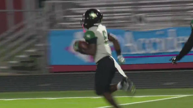 DeSoto dominates Cedar Hill in CBS Texas Game of the Week
