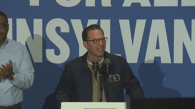 Gov. Josh Shapiro touts record, labor support at Pittsburgh campaign rally