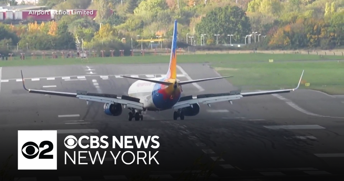 Video shows Jet2 plane veer onto grass during UK landing – CBS News   www.cbsnews.com