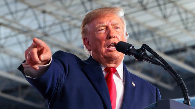 Trump makes third trip to Texas this month