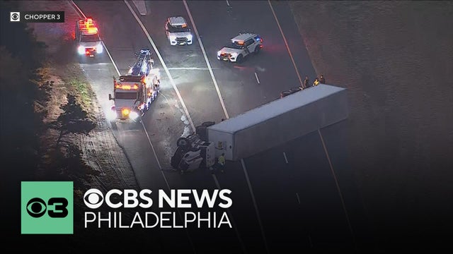 Tractor-trailer overturns on Route 55 northbound, blocking all lanes