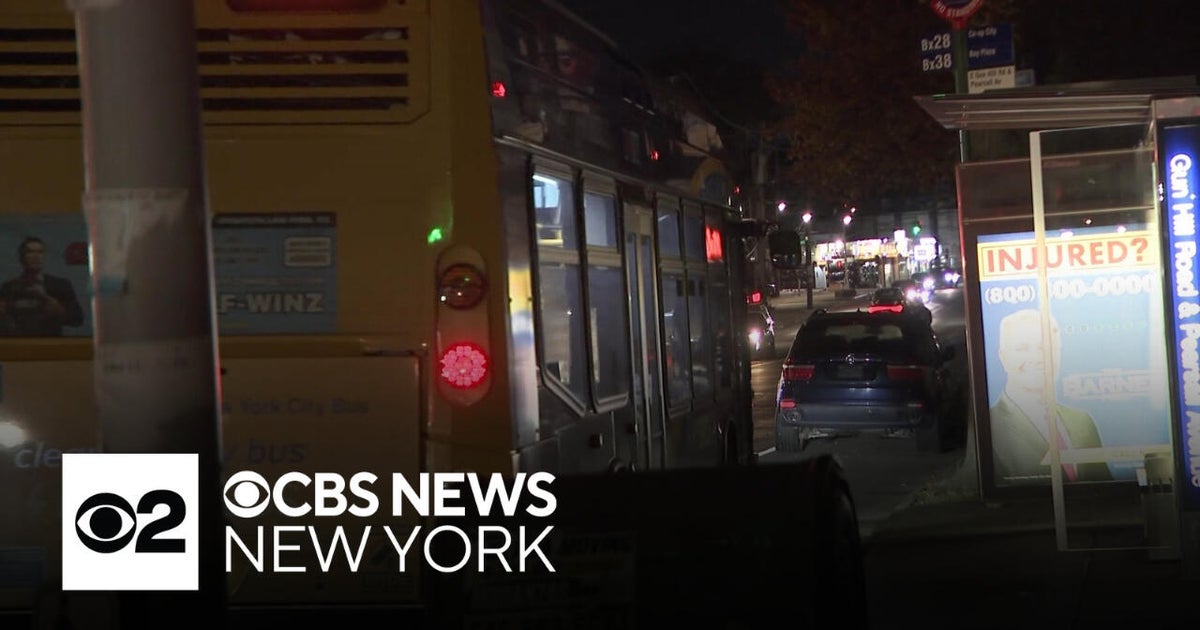 Couple attacked, robbed at Bronx bus stop, daughter says - CBS New York