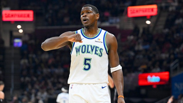 Minnesota Timberwolves v Cleveland Cavaliers 