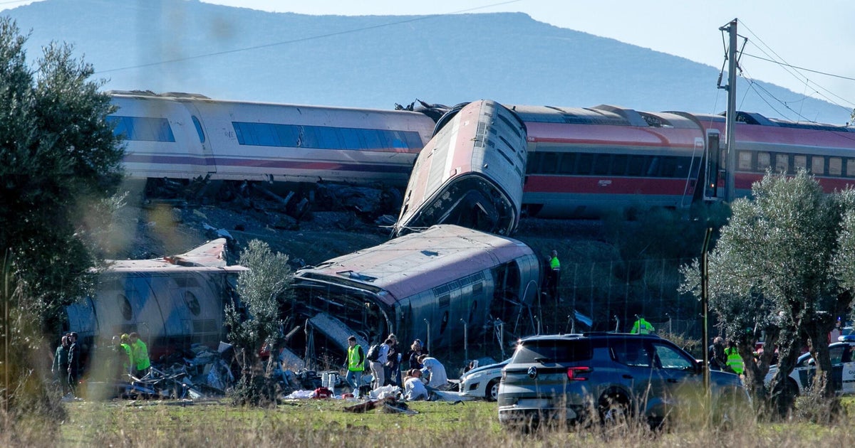 At least 10 dead in high-speed train crash in Spain