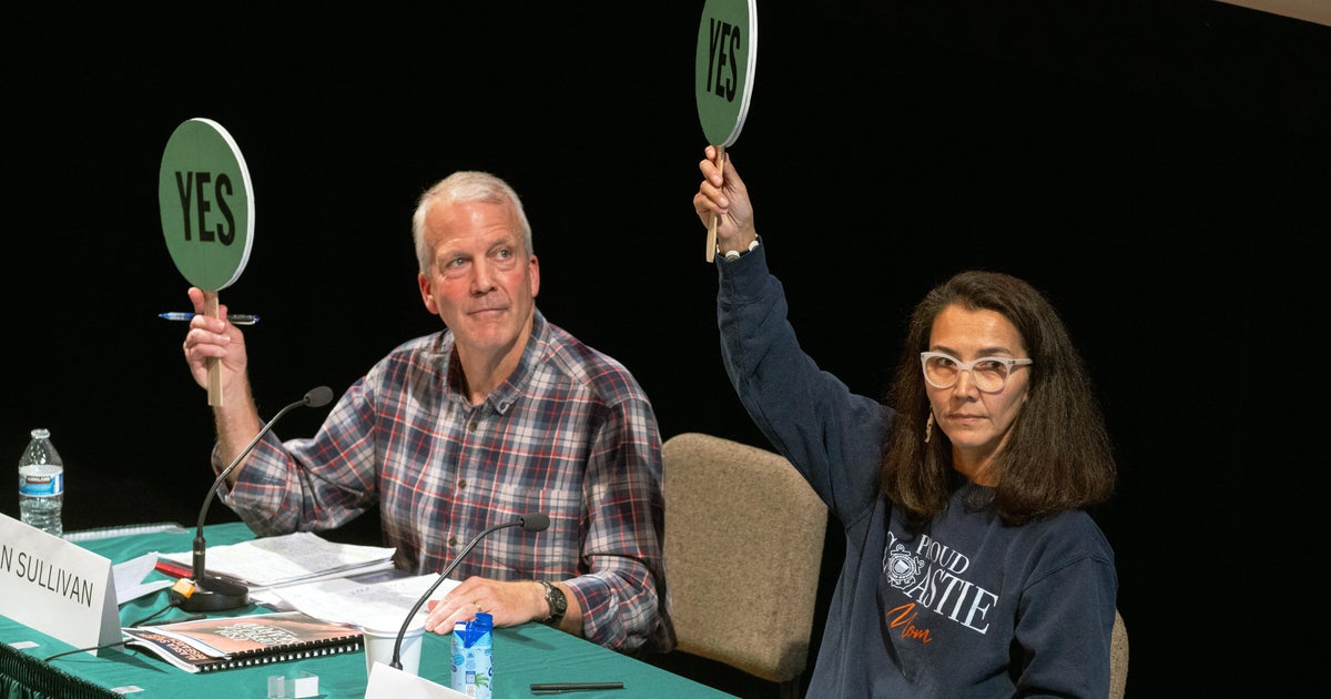 Live Updates: Alaska's Senate ballot and more campaign updates