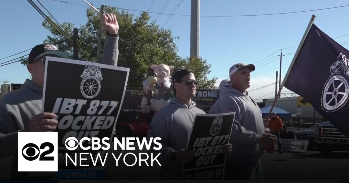 Linden oil refinery and union workers reach tentative deal