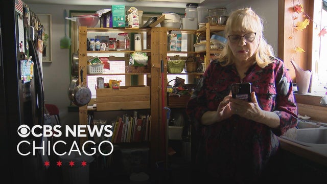 Elderly couple in Burbank, Illinois, loses life savings to scammer posing as FBI agent