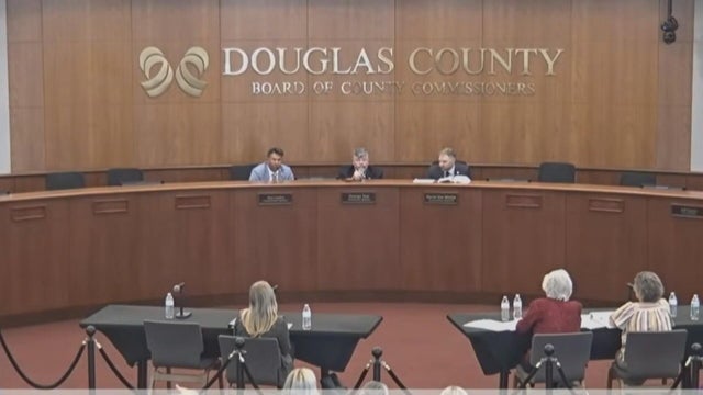 Public trust, development, 3 to 5 petition take center stage in Douglas County commissioner race