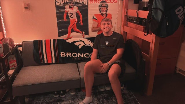 Denver Broncos fan who turned to poetry to express love of the game inducted into Orange Zone