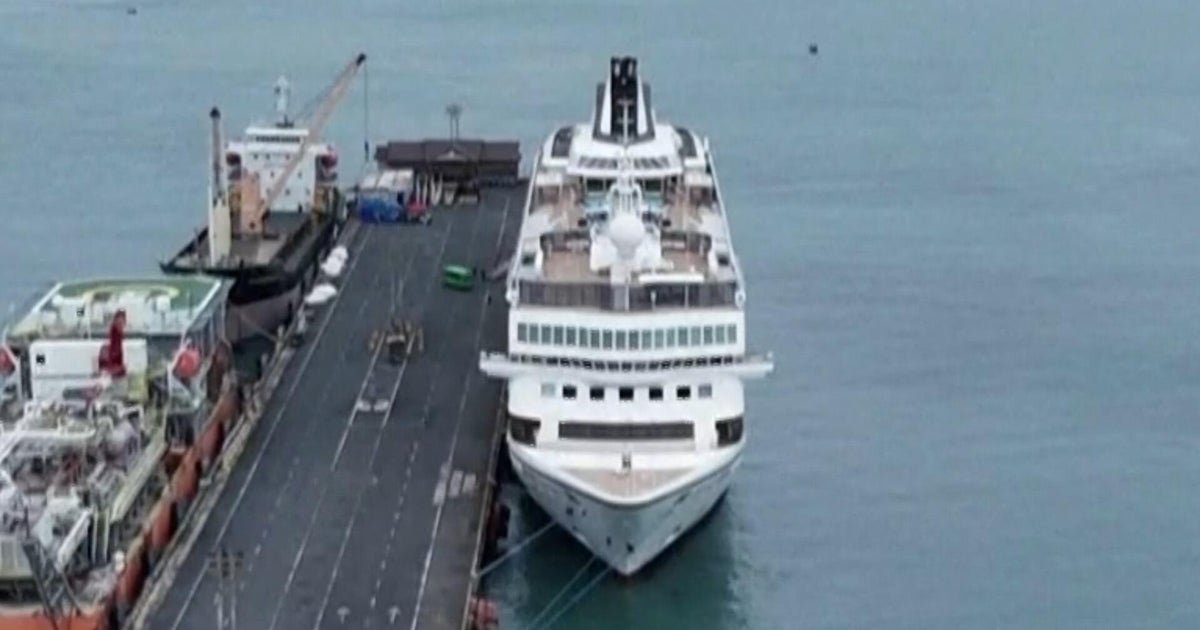Documents show funding scramble before around-the-world "forever cruise" was stranded