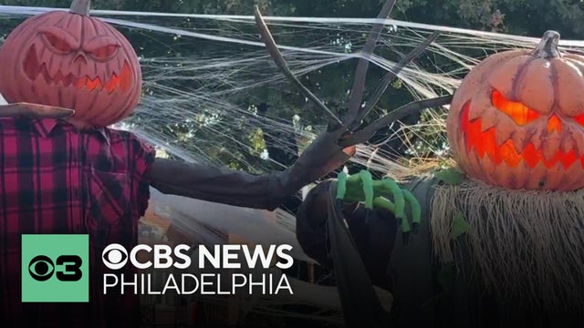 Philly man turns front yard into over the top Halloween haunt