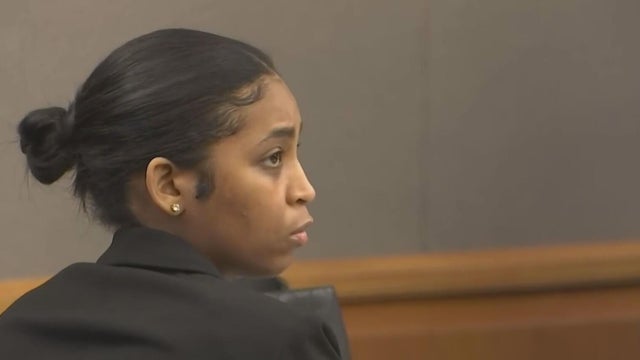 Judge allows mom charged in hot car death to join Halloween events